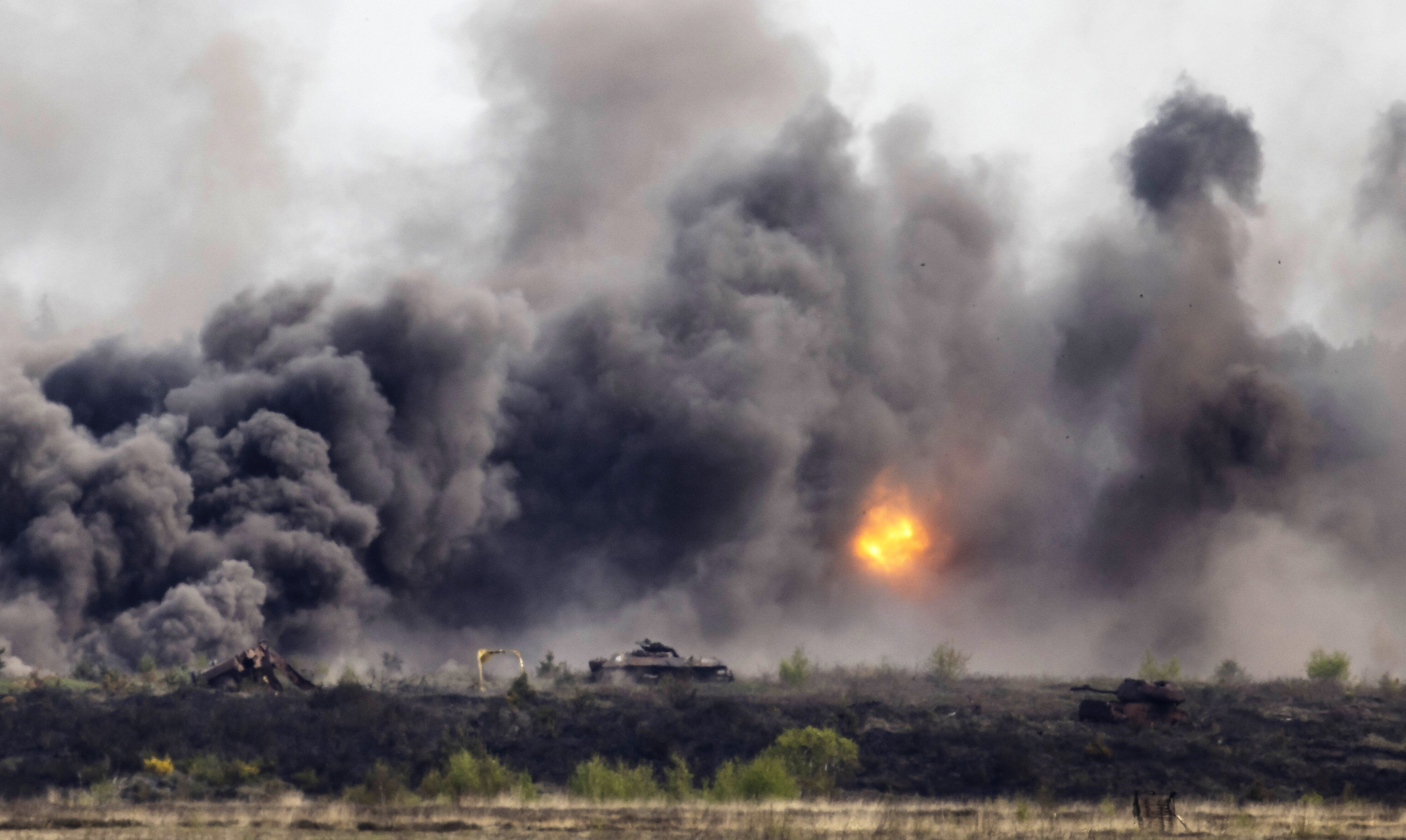 Bitterer Verlust für Putin! Ukraine zerstört russisches Hauptquartier und 4 Hubschrauber auf einen Schlag!