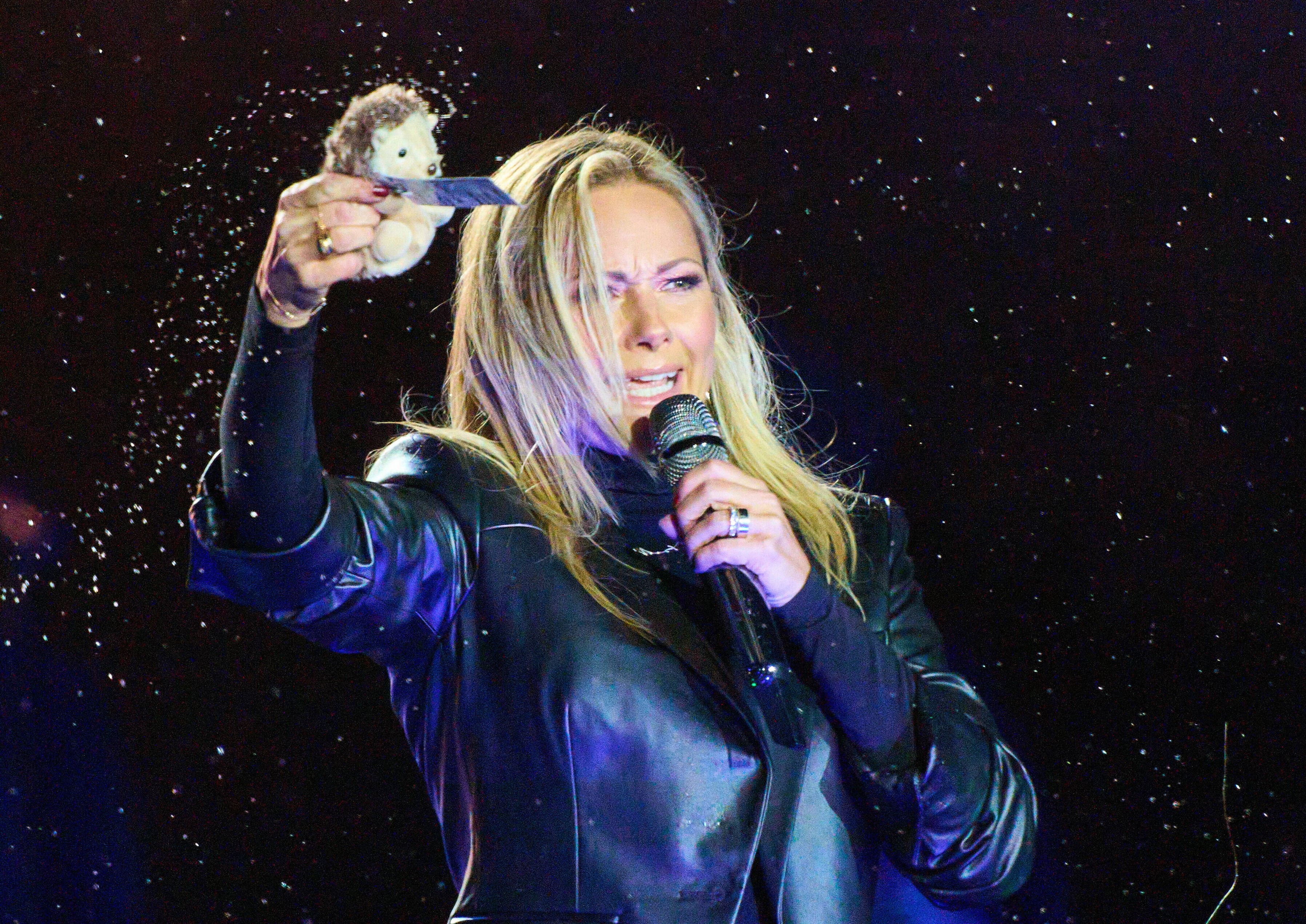 Fans sorgen sich um Helene Fischer - Absturz bei Proben für die Tour - Riskiert die Sängerin einfach zu viel?