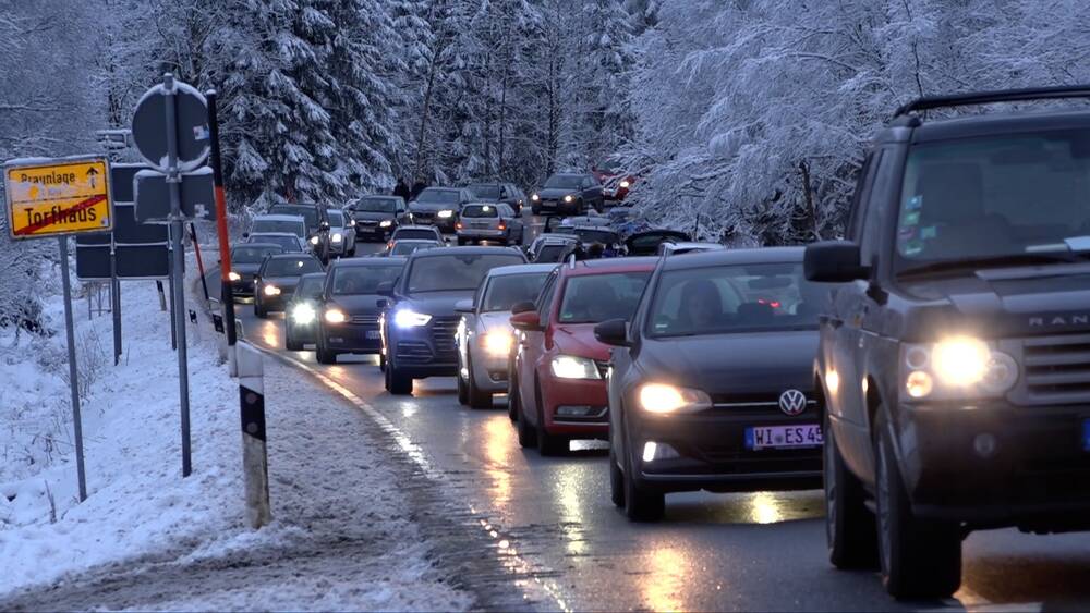 RÜCKREISE-STAU! ADAC warnt vor Rückreise-Chaos auf den Autobahnen - hier wird es besonders schlimm!