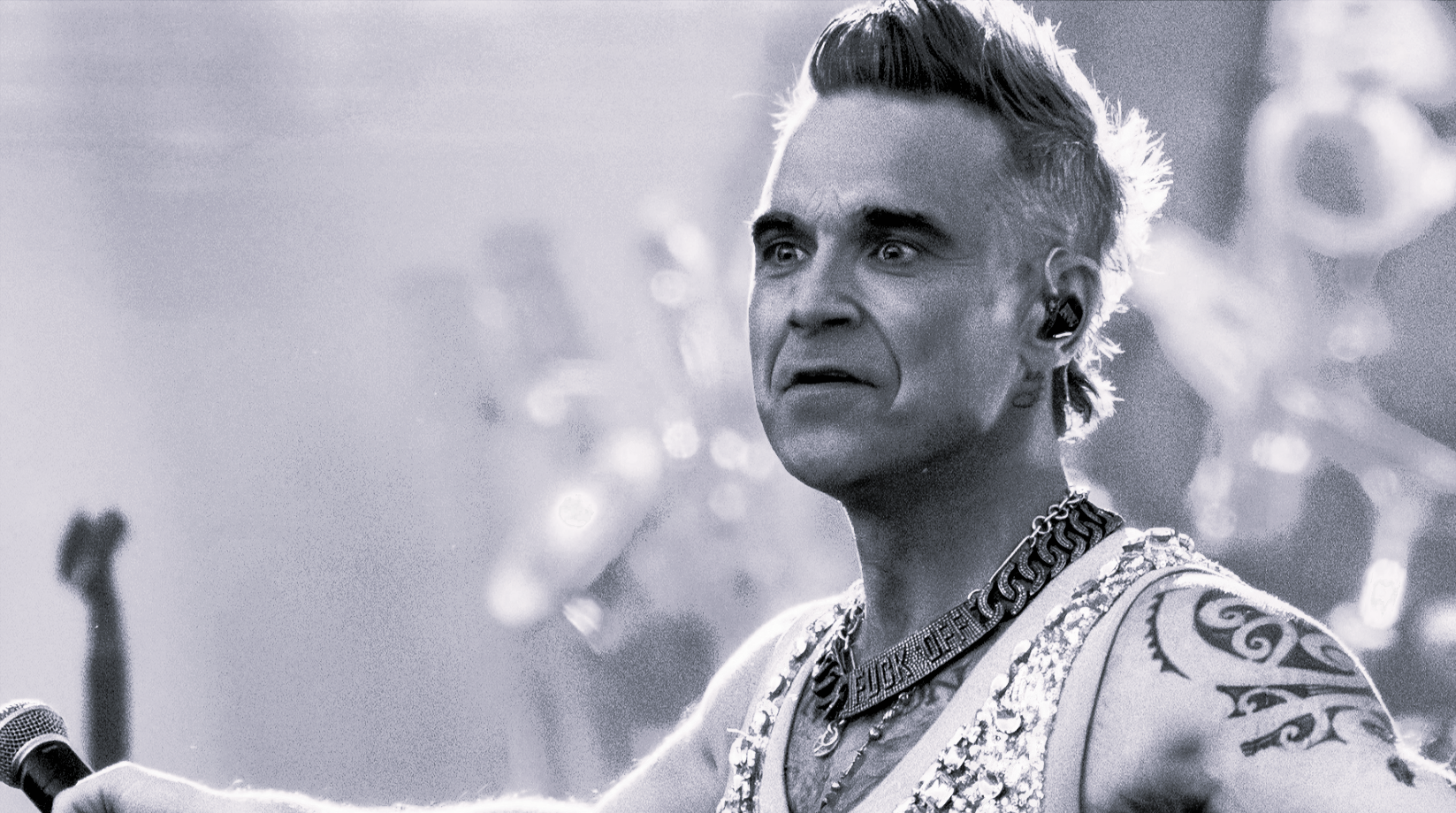 Robbie Williams - Todesdrama auf Konzert! Fans müssen alles live mit ansehen!
