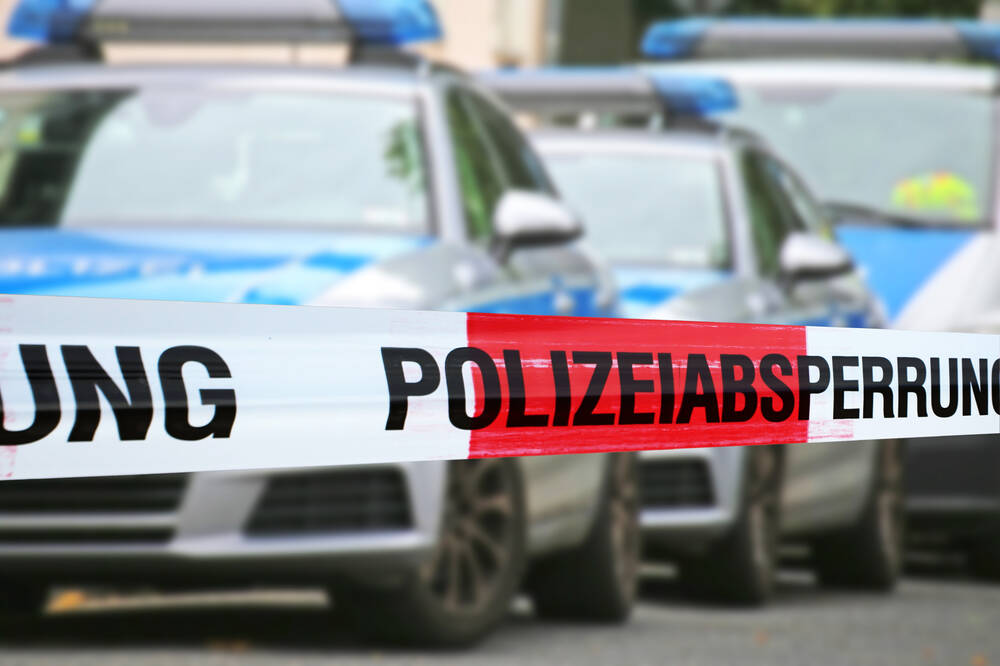Polizei erschießt Obdachlosen nach Angriff mit Eisenstange! Tragischer Polizeieinsatz endet tödlich
