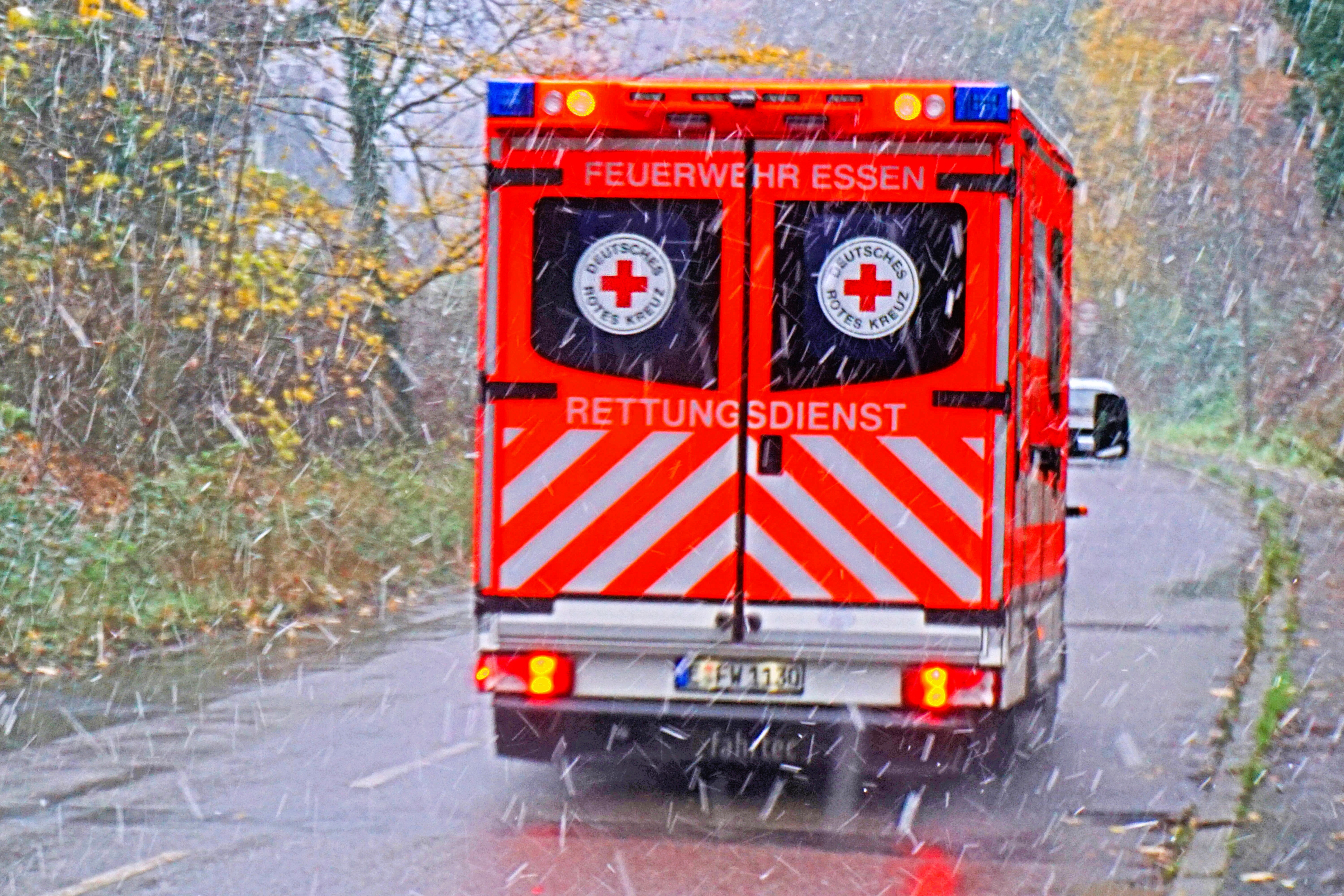 Familienvater stirbt bei Unfall weil Frau am Stauende wendet! Schlimmer Unfall zerreißt Familie!