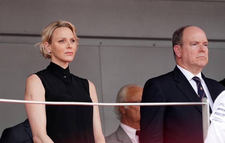 Fürstin Charlene am Boden zerstört - Wie lange muss sie diese Erniedrigungen ertragen?