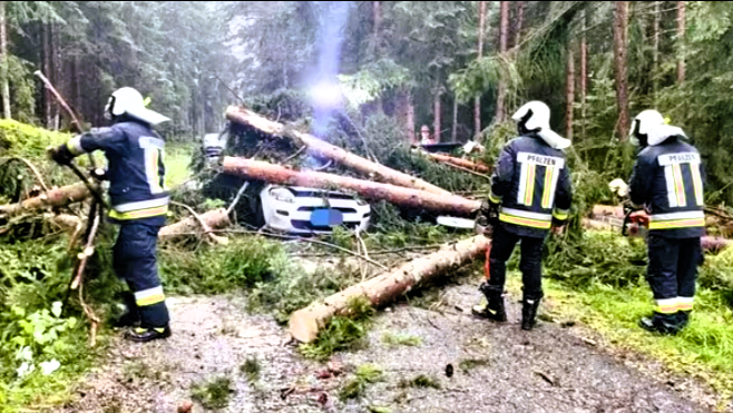 Orkanwarnung! Doppel-Sturm kommt auf Deutschland zu - erneut schwere Unwetter erwartet