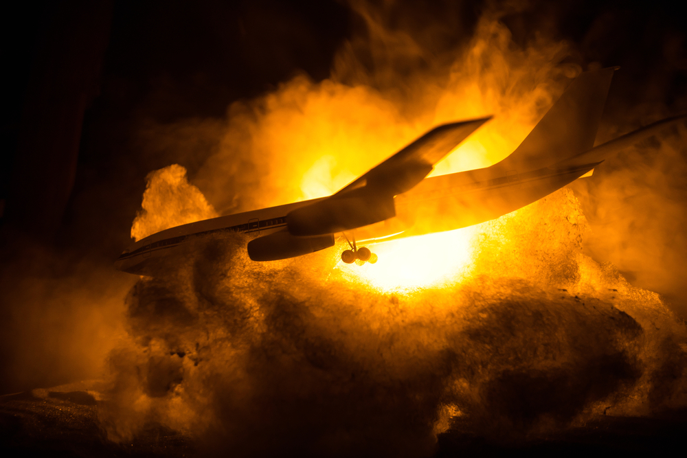 Eilmeldung - Flugzeug vom Blitz getroffen! Passagier-Maschine nach Deutschland in Schwierigkeiten!