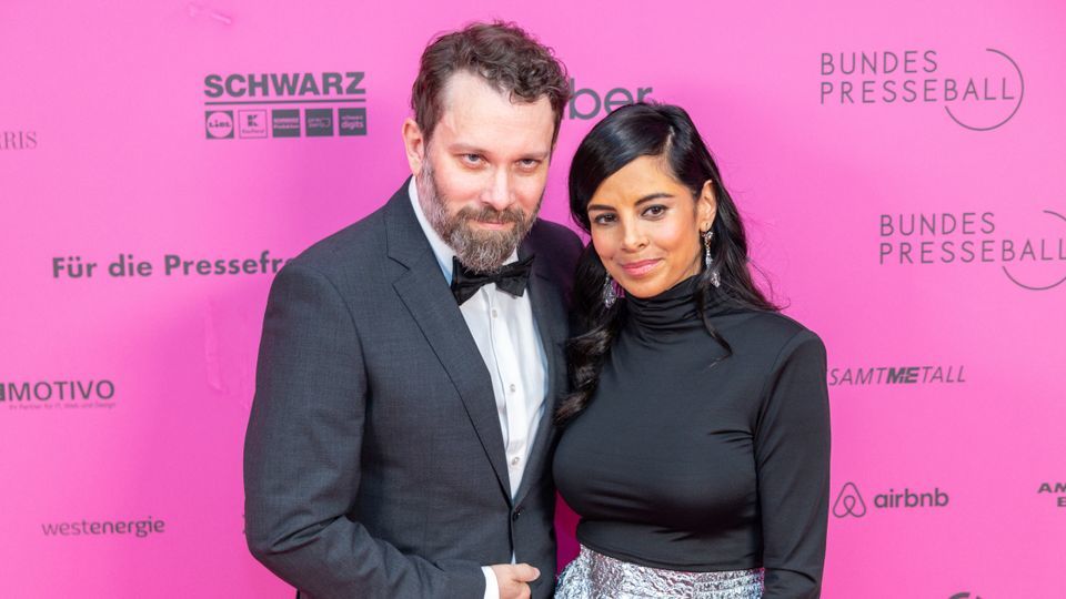 Deutsches-TV Traumpaar lässt sich scheiden nach 15 Jahren! Promi-Pärchen verkündet überraschendes Liebes-Aus